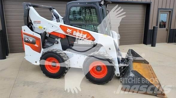 Bobcat S76 滑移轉向裝載機