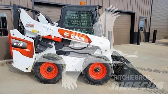 Bobcat S76 滑移轉向裝載機