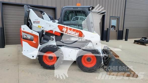 Bobcat S76 滑移轉向裝載機