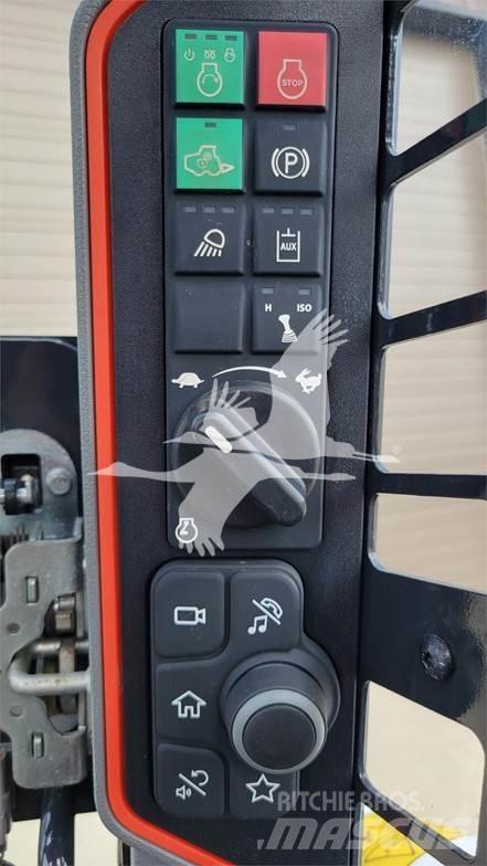 Bobcat S76 滑移轉向裝載機