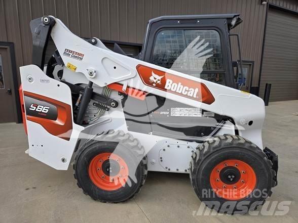 Bobcat S86 滑移轉向裝載機