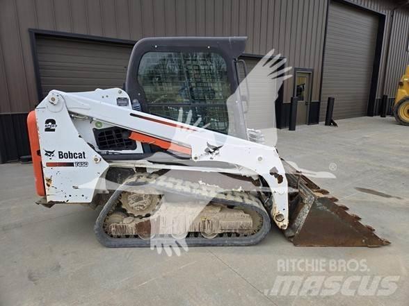 Bobcat T450 滑移轉向裝載機