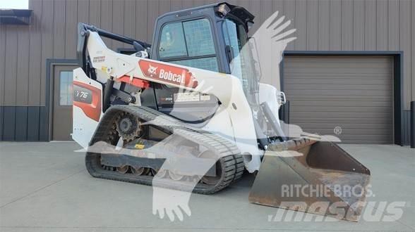 Bobcat T76 滑移轉向裝載機