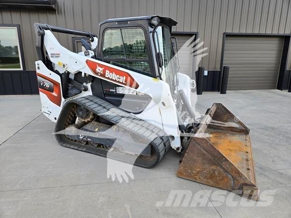 Bobcat T76 滑移轉向裝載機