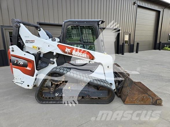 Bobcat T76 滑移轉向裝載機