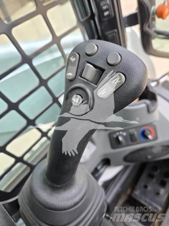 Bobcat T770 滑移轉向裝載機