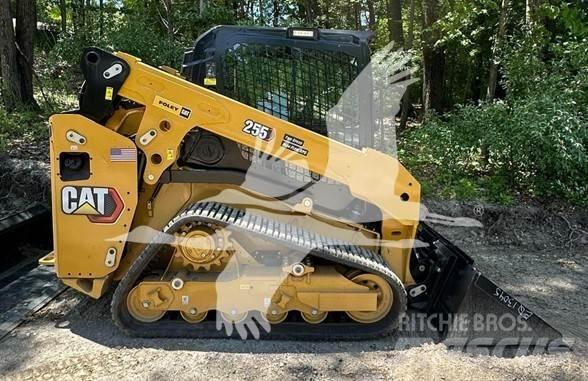 CAT 255 滑移轉向裝載機