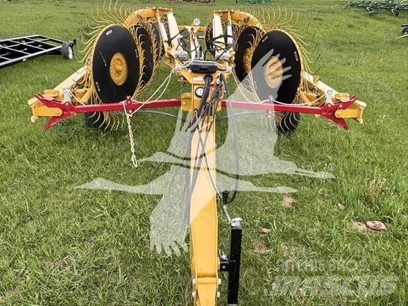 Vermeer VR1428 耙與翻草機