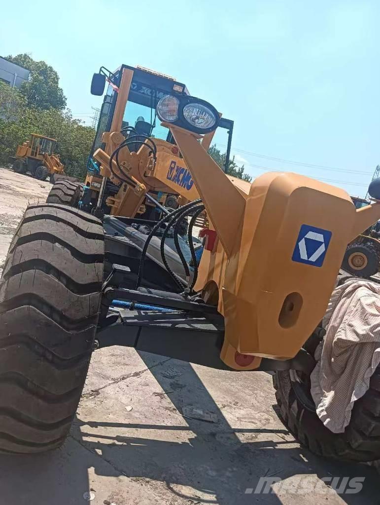 XCMG GR1803 平土機