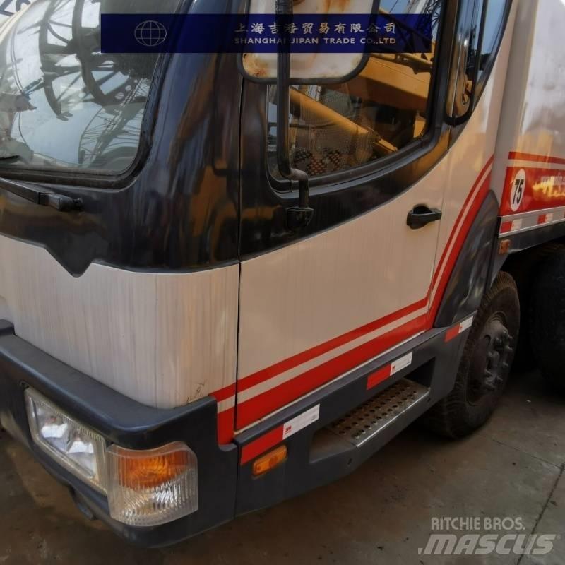 Zoomlion QY50V 全路面起重機/吊車