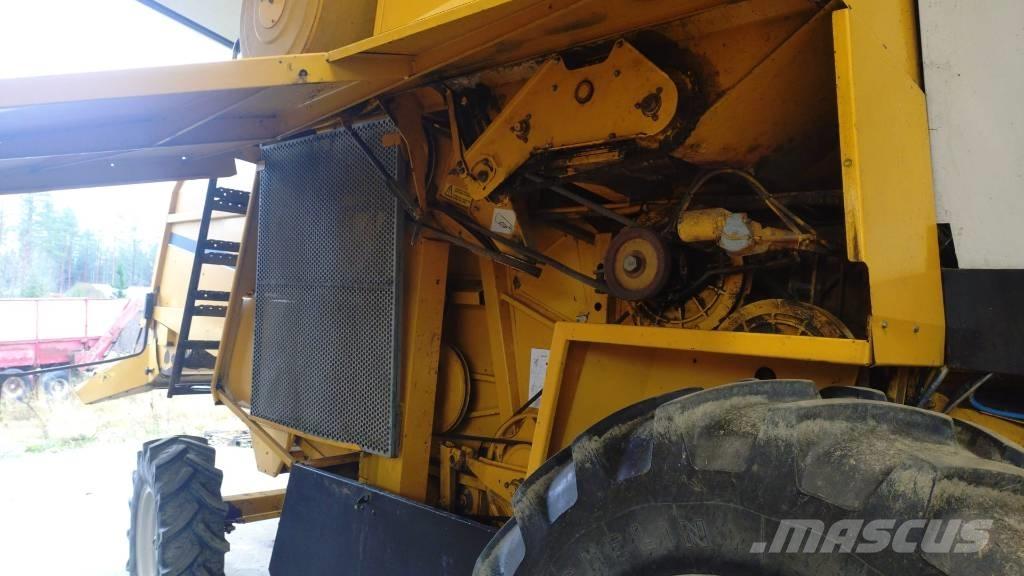 Sampo 2045 聯合收穫機