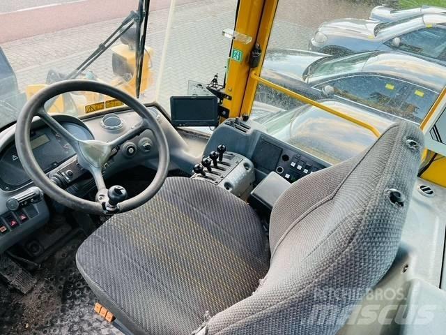 Volvo L90E 輪胎式裝載機