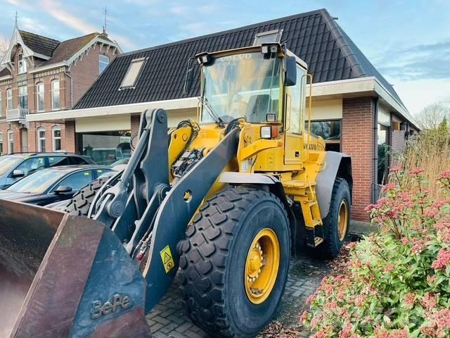 Volvo L90E 輪胎式裝載機