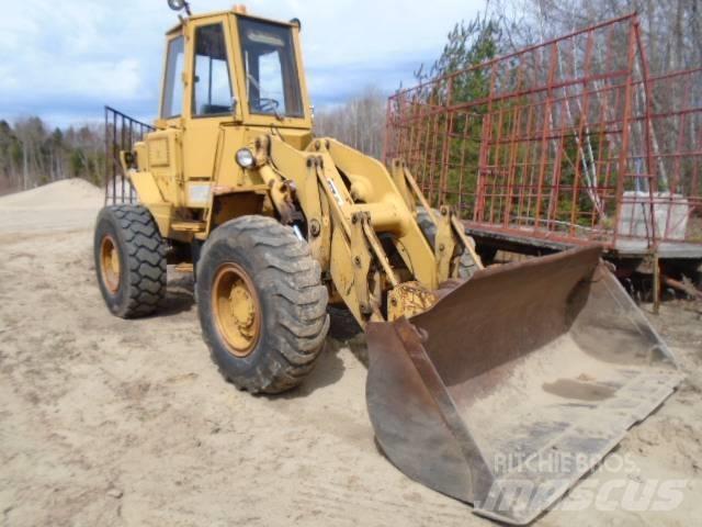 CAT 930 輪胎式裝載機