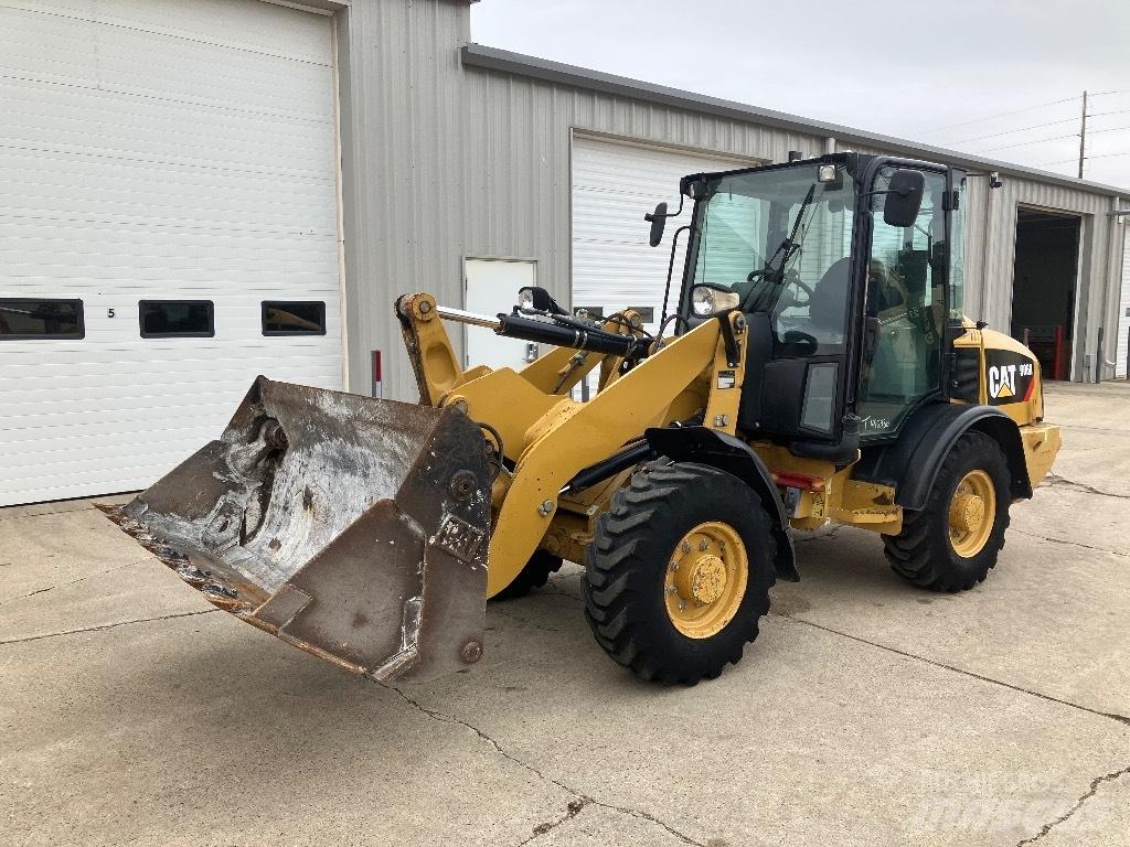 CAT 906 H 輪胎式裝載機