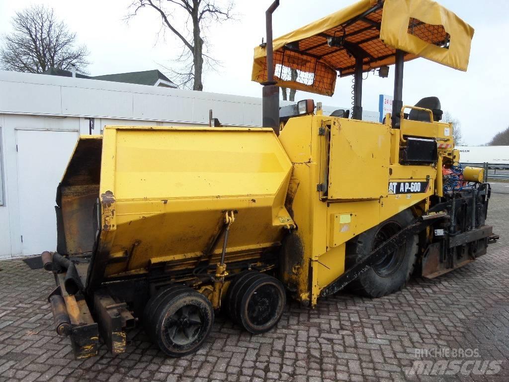 CAT AP 600 瀝青攤舖機/鋪路機