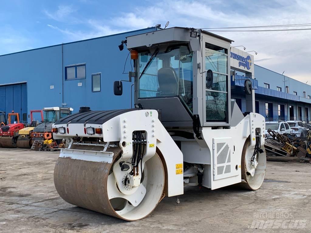 CAT CB 7 雙輪滾壓機