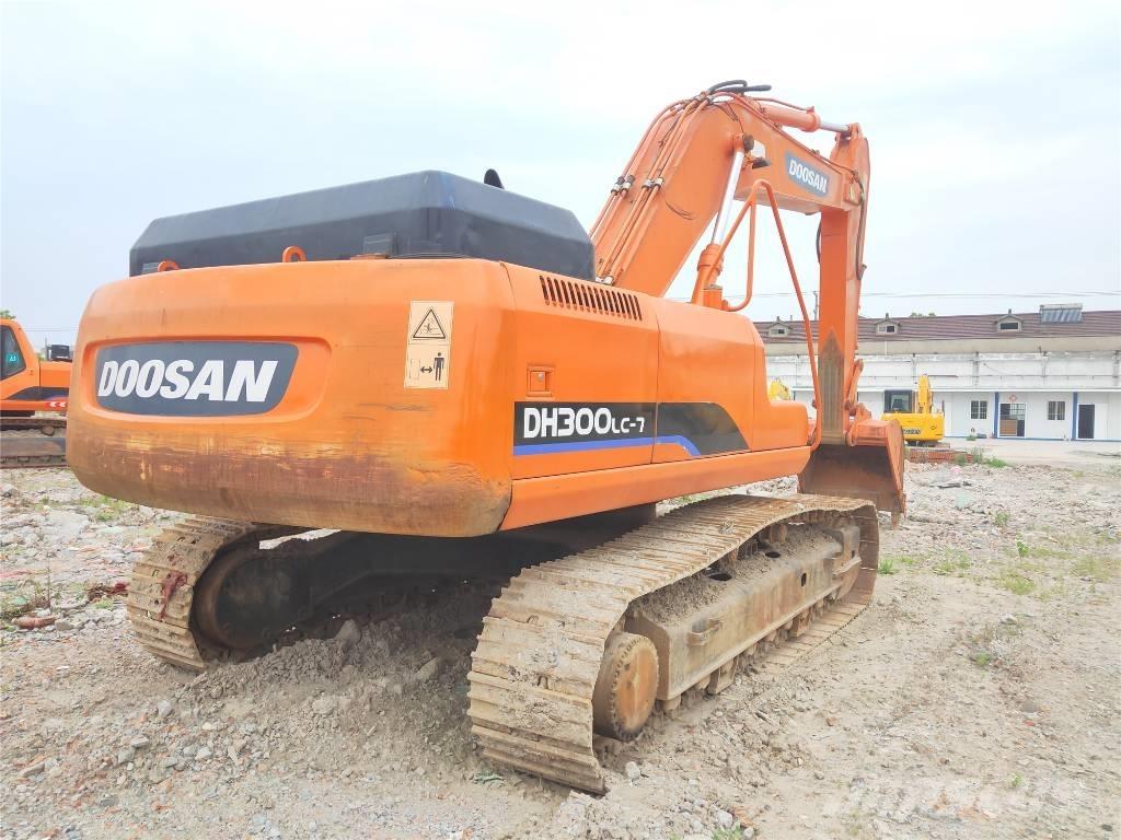 Doosan DH300LC-7 履帶式 挖土機/掘鑿機/挖掘機