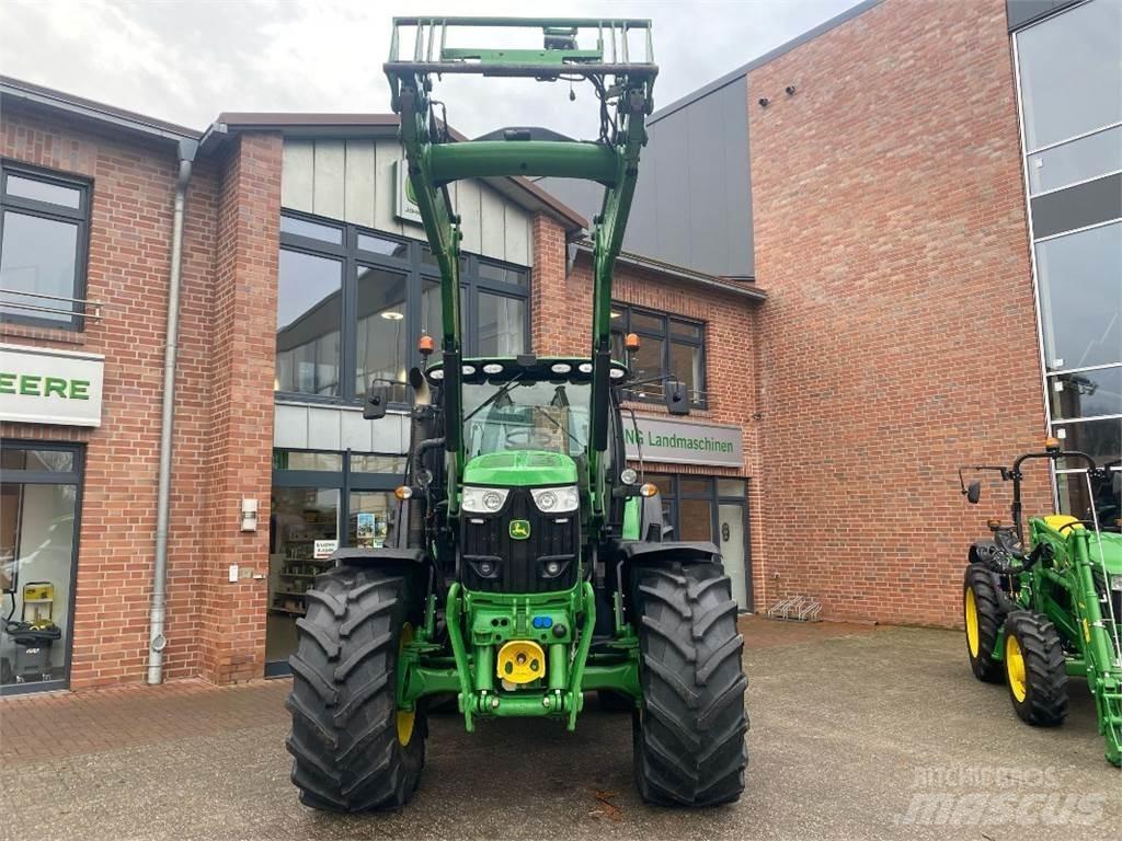 John Deere 6210R 曳引機