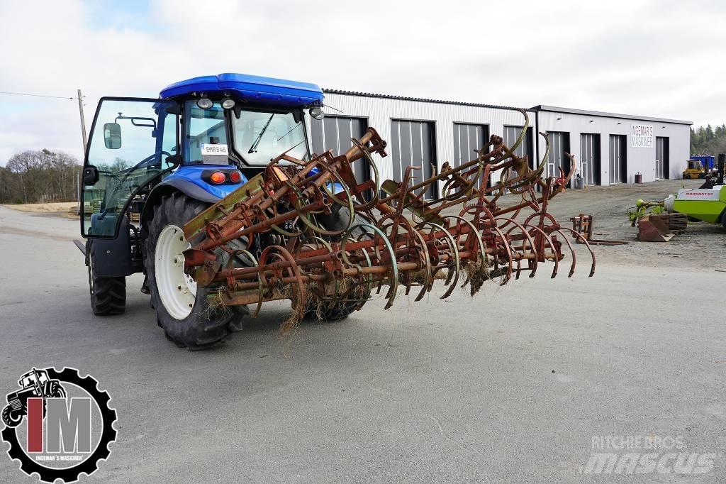Kverneland C-Harv 耙車