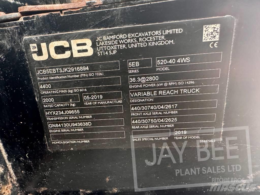 JCB 520-40 伸縮臂操作車