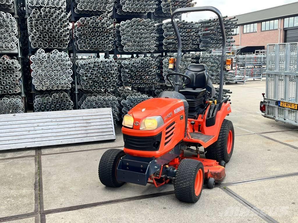 Kubota BX 2350 小型曳引機