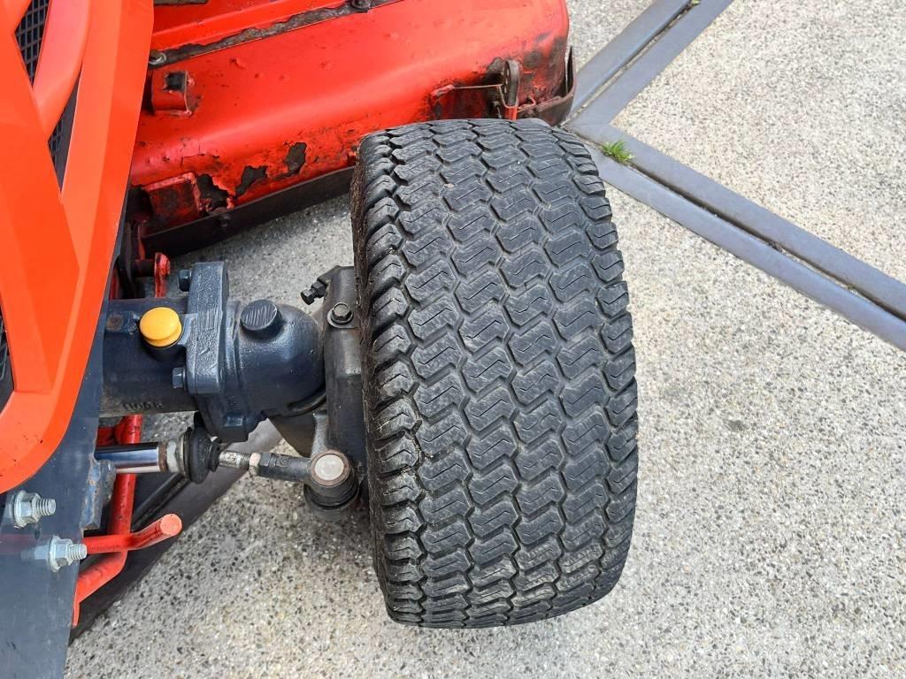 Kubota BX 2350 小型曳引機
