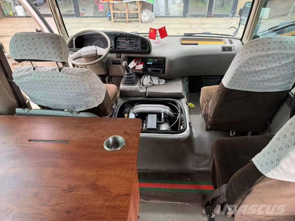 Toyota Coaster Bus 迷你巴士