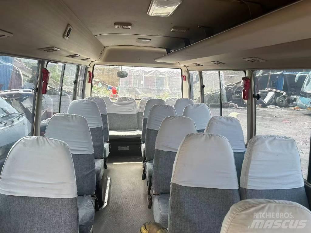 Toyota Coaster 公路客運汽車