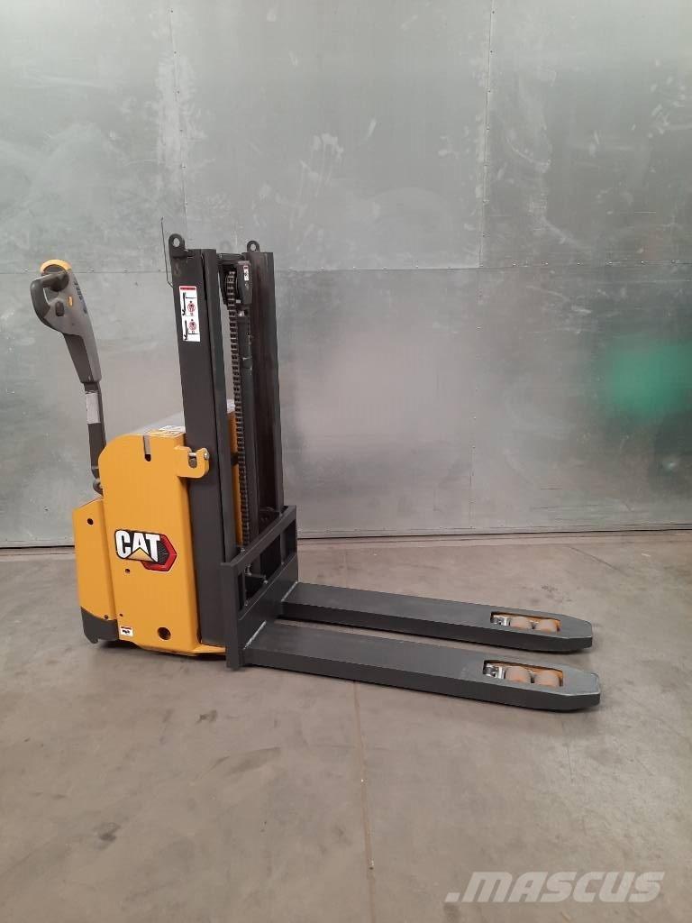 CAT PSD125/160 行走控制式堆積機
