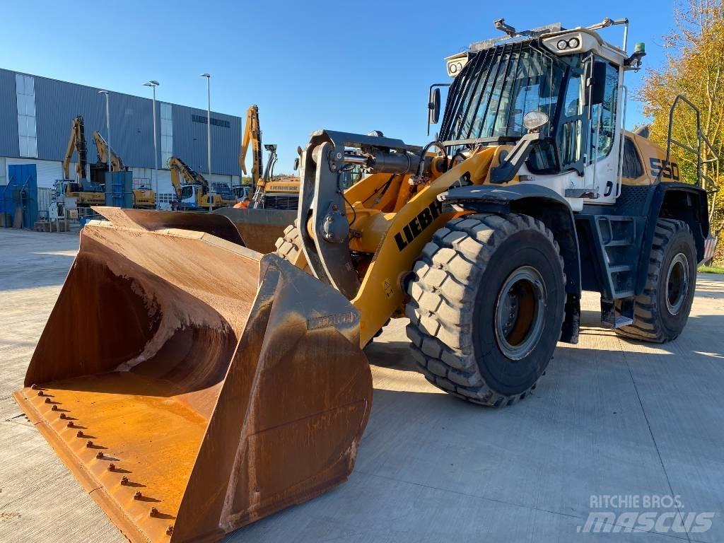 Liebherr L 550 輪胎式裝載機