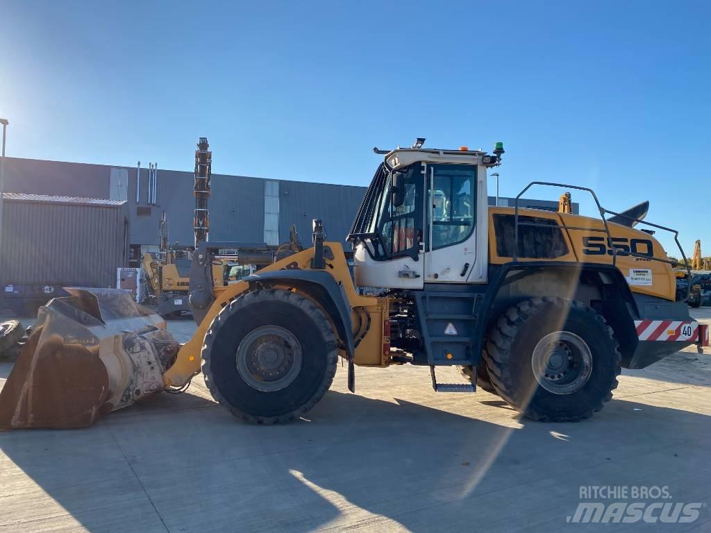 Liebherr L 550 輪胎式裝載機