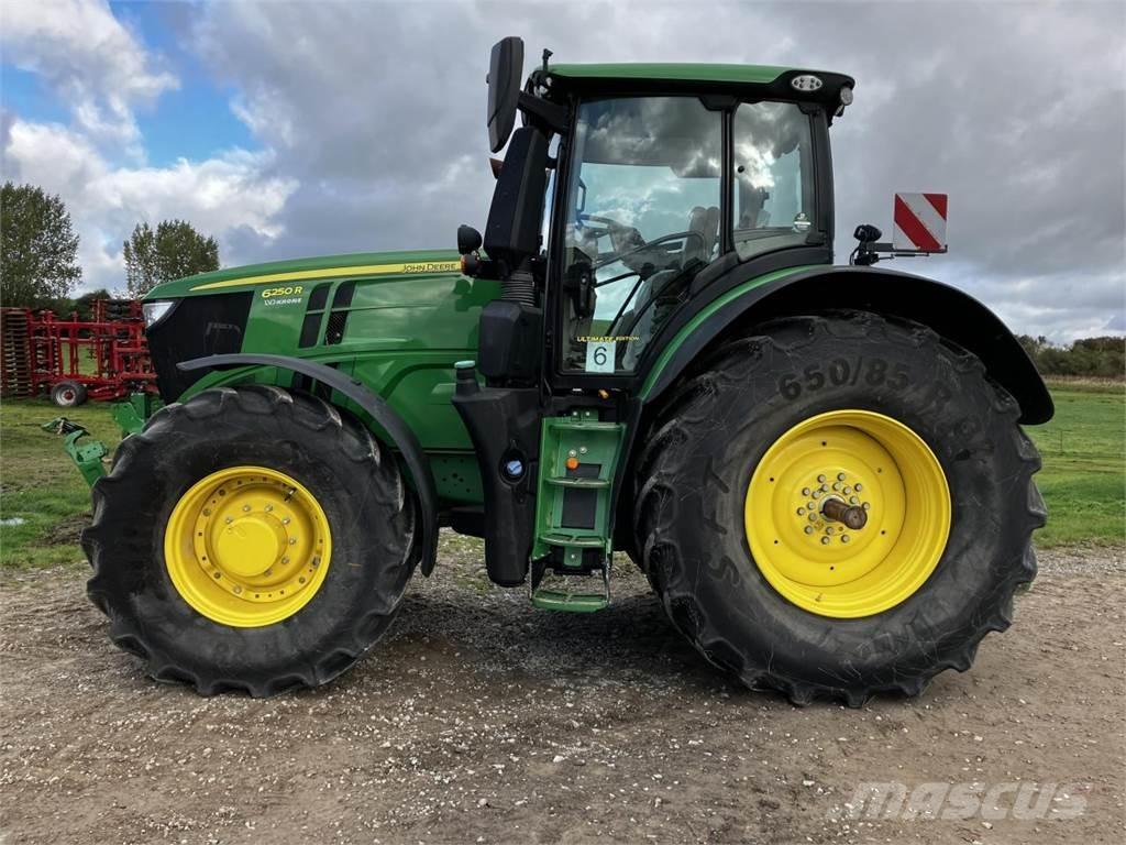 John Deere 6250R 曳引機