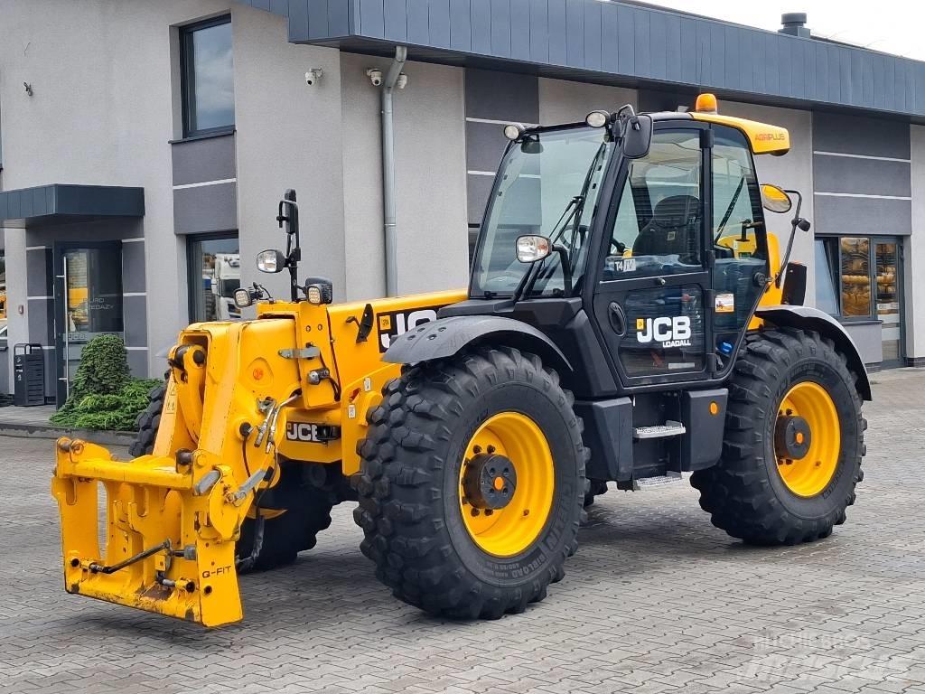 JCB 560-80 伸縮臂操作車