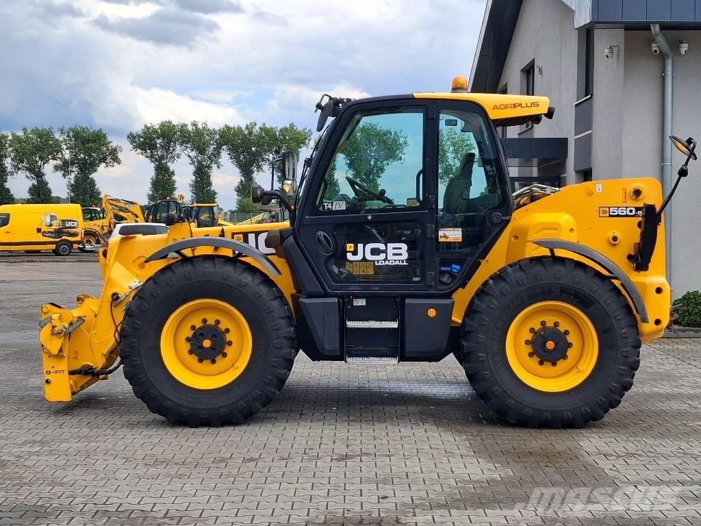 JCB 560-80 AGRI PLUS 伸縮臂操作車