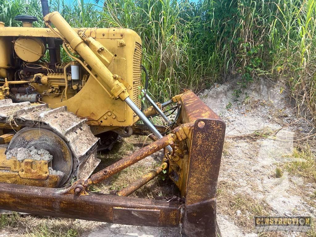 CAT D 6 C 履帶推土機