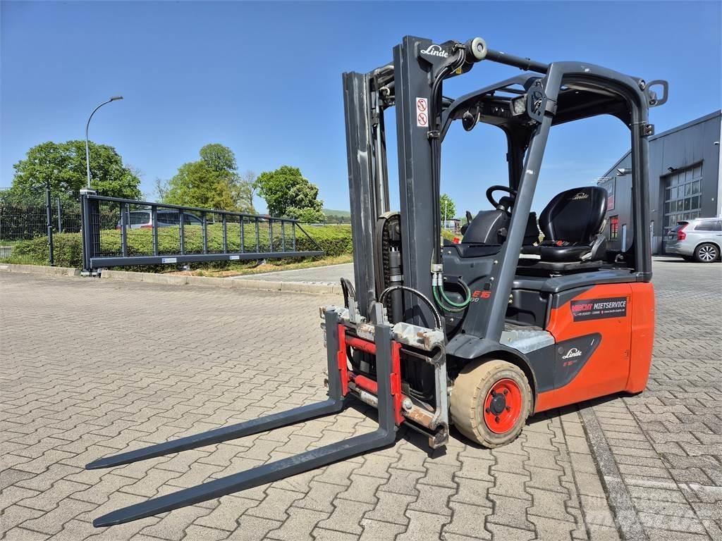 Linde E16C-02 電動堆高機