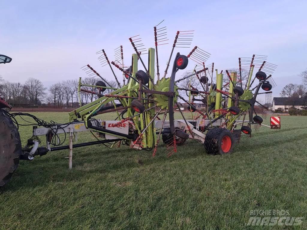CLAAS Liner 4000 堆草機