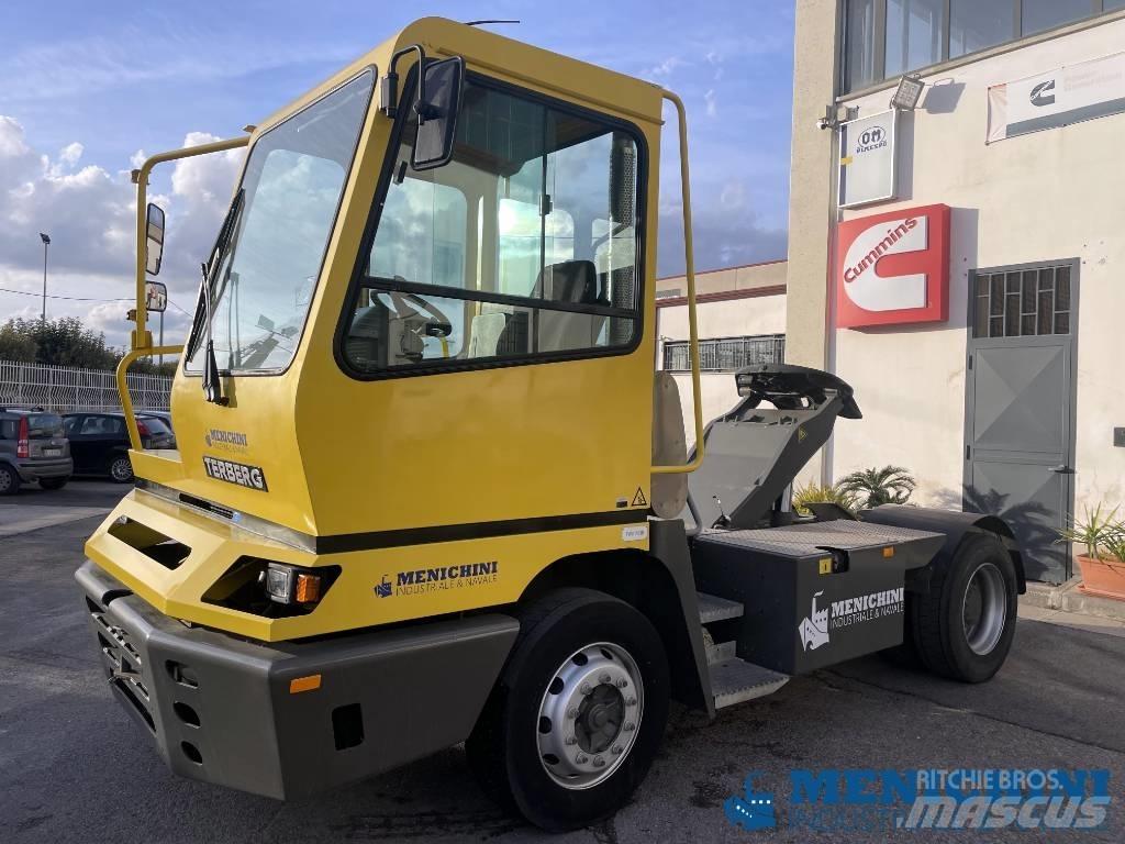 Terberg YT182 終端式曳引機
