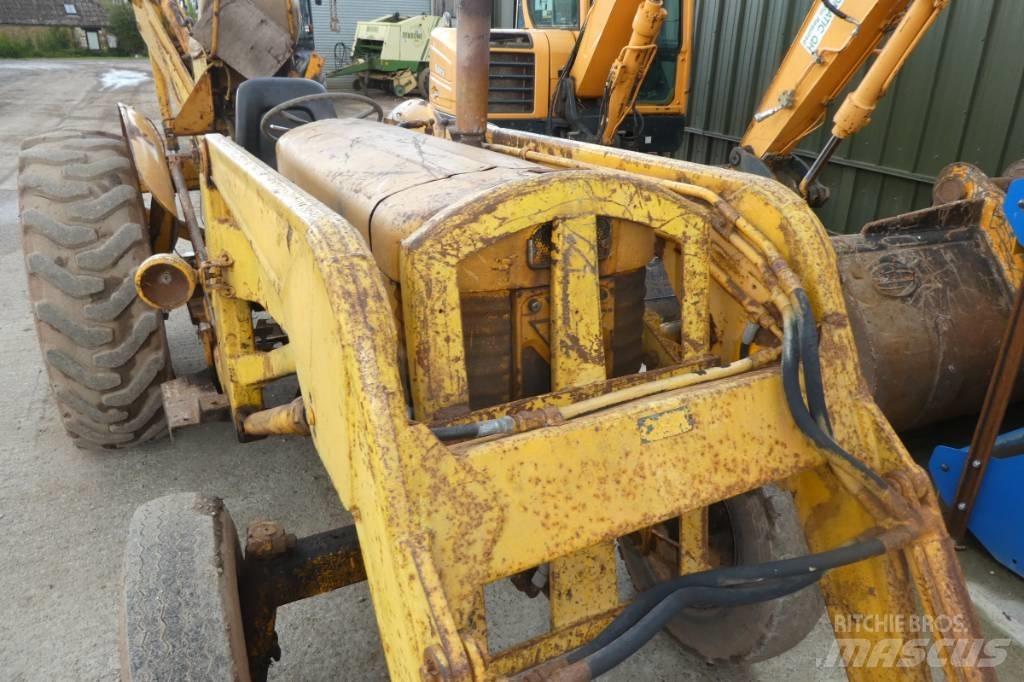 Massey Ferguson 65 工具搬運車