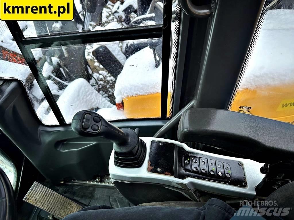 Mecalac 12 MTX 反鏟裝載機