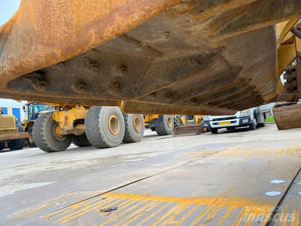 CAT D6T XL NVT 履帶推土機