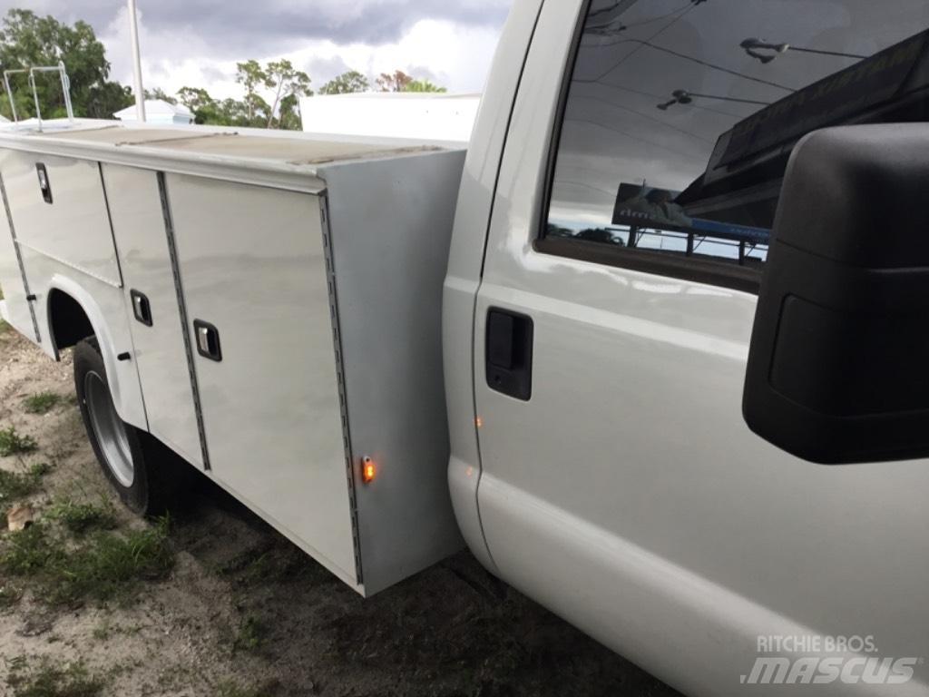 Ford F 550 XL SD 都市/通用型車輛