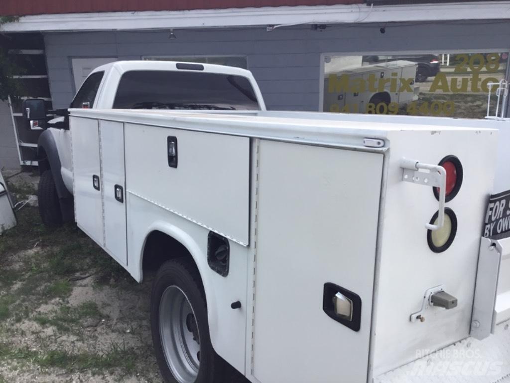 Ford F 550 XL SD 都市/通用型車輛