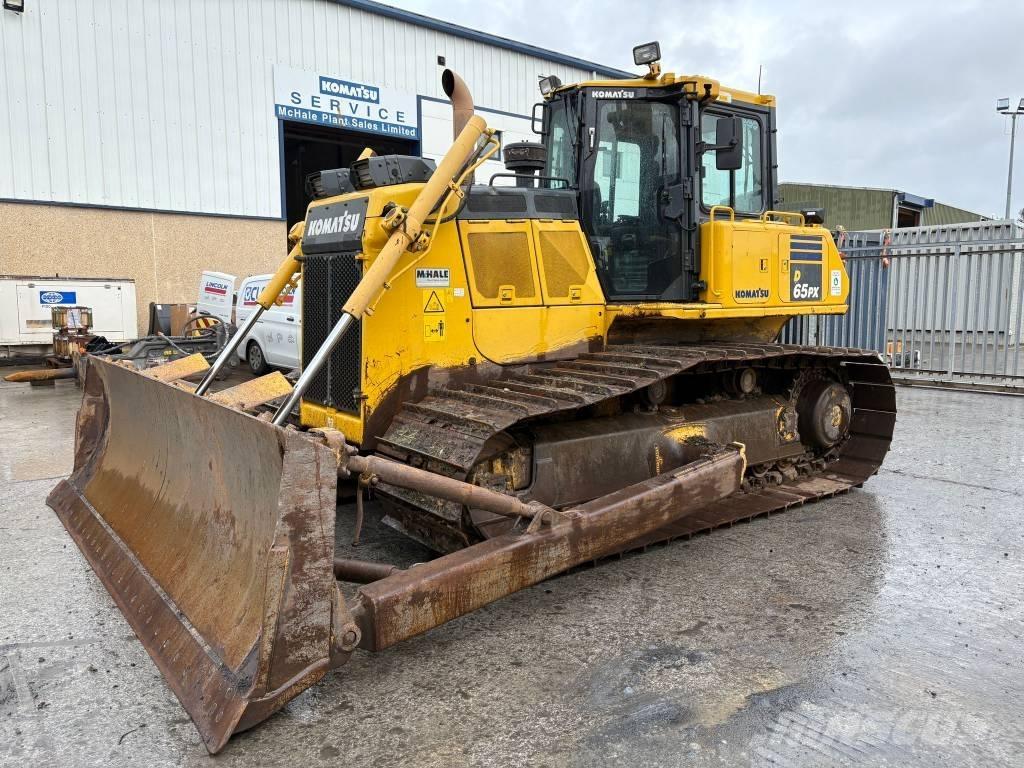 Komatsu D65PX-18 履帶推土機