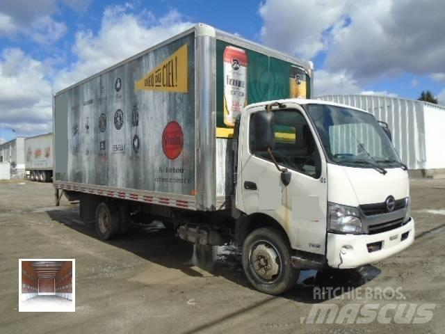 Hino 195 D 貨箱式卡車