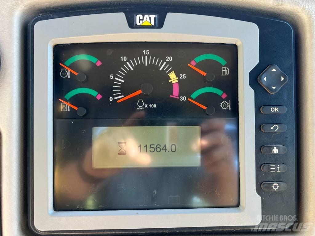 CAT D 6 T LGP VP 履帶推土機