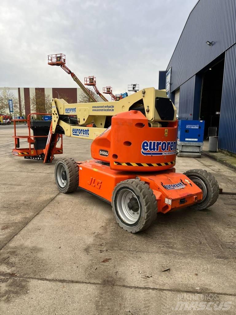 JLG E 450 AJ 曲臂高空作業車