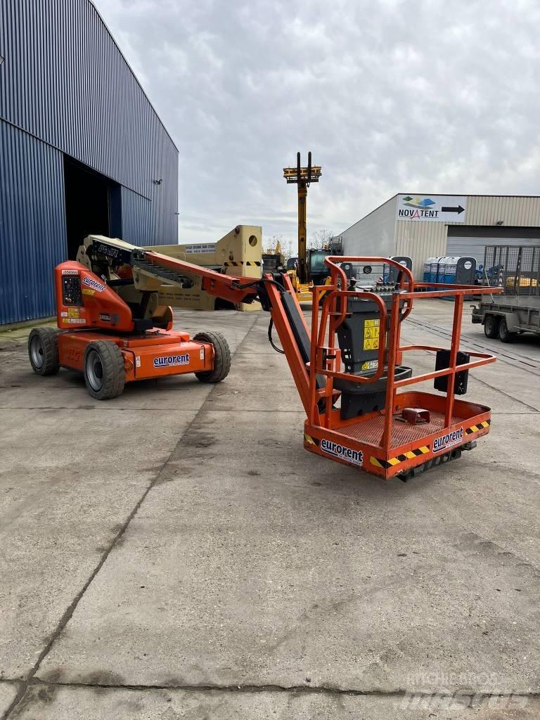 JLG E 450 AJ 曲臂高空作業車