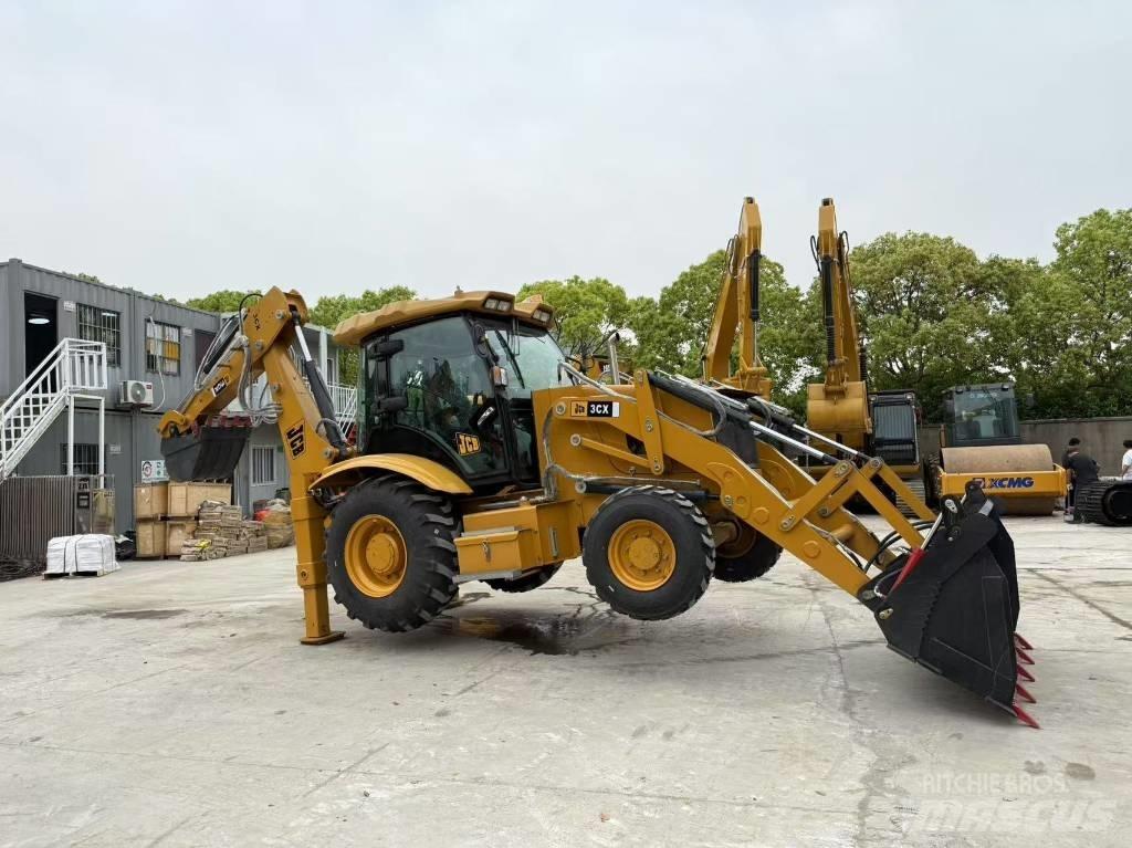 JCB 3 CX 反鏟裝載機